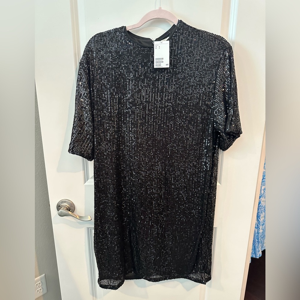 H&M mini black sequined dress. Fully lined.